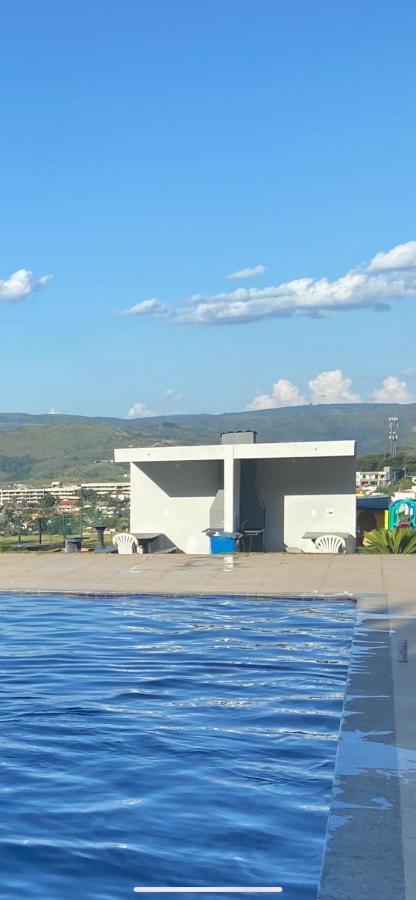 Villa Casa Em Escarpas Do Lago à Capitólio Extérieur photo